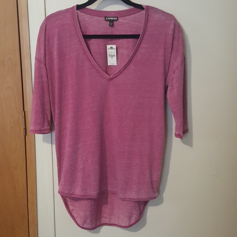 🦄 NWT Express London tee 🦄